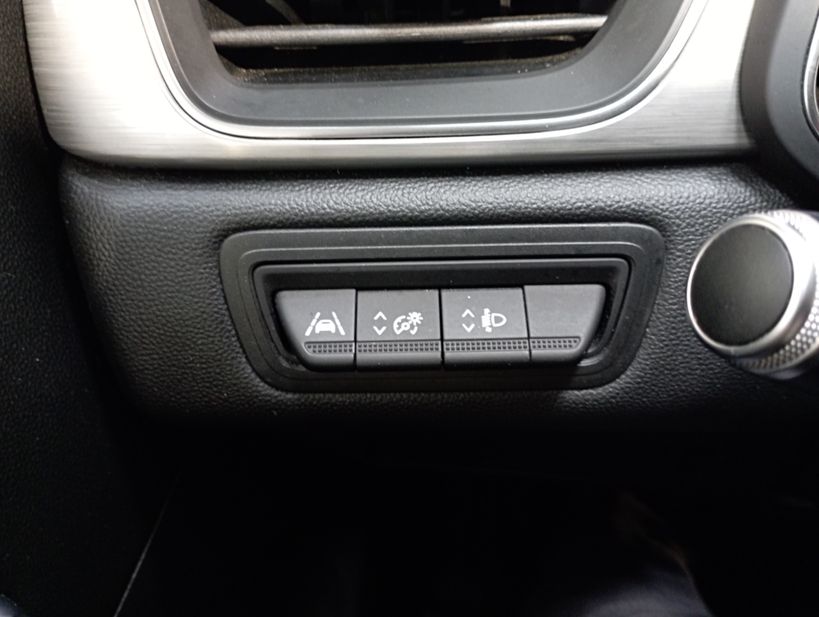 RENAULT CAPTUR 2021 - Photo n°27