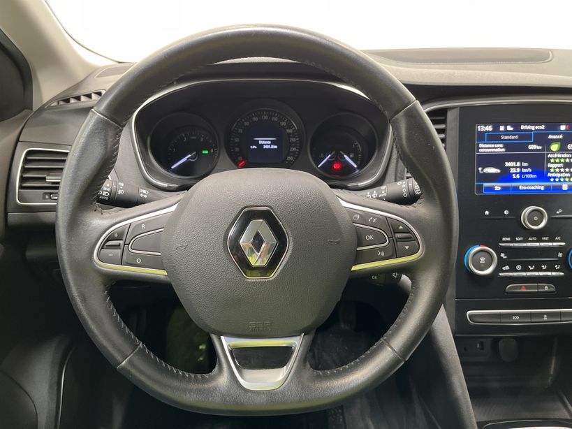 RENAULT MEGANE IV ESTATE 2017 - Photo n°11