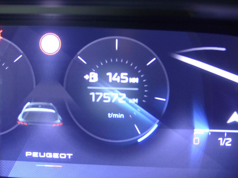 PEUGEOT 308 2022 - Photo n°10