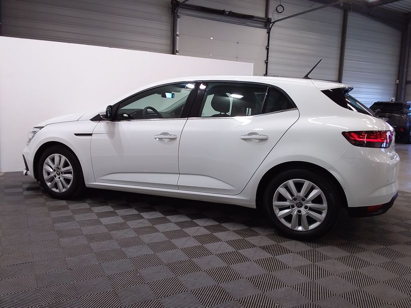 RENAULT MEGANE IV BERLINE 2020 - Photo n°28