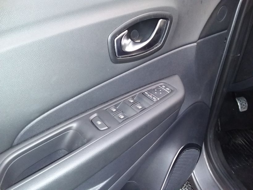 RENAULT CAPTUR 2018 - Photo n°12