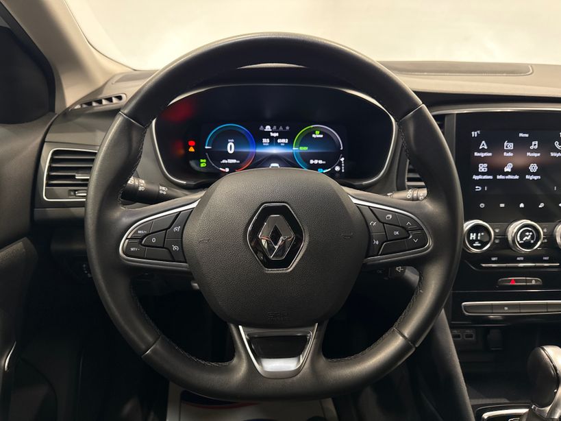 RENAULT MEGANE IV ESTATE 2022 - Photo n°11