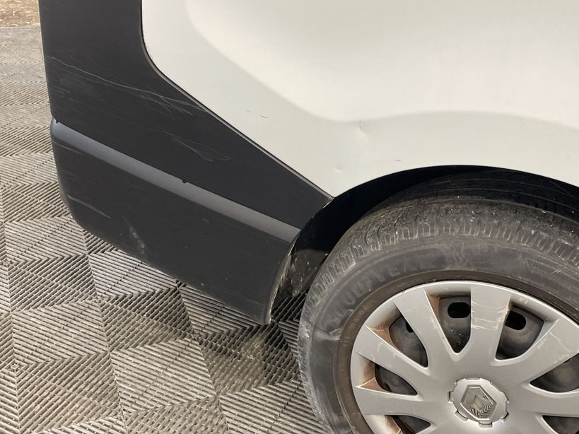 RENAULT TRAFIC FOURGON 2020 - Photo n°15