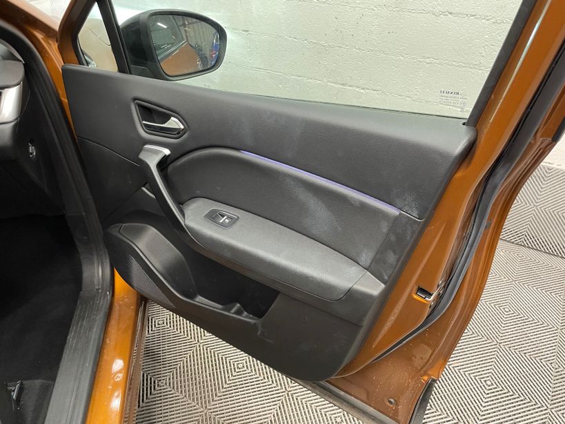 RENAULT CAPTUR 2022 - Photo n°12