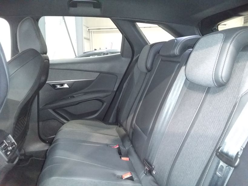 PEUGEOT 3008 2019 - Photo n°14