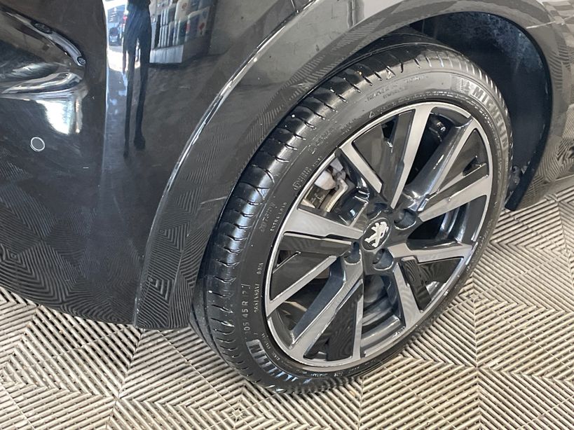 PEUGEOT 208 2023 - Photo n°5
