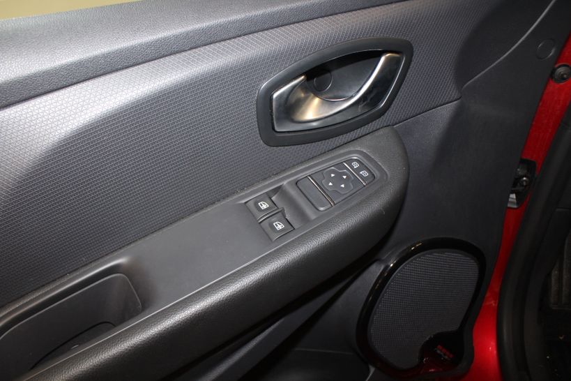 RENAULT CLIO IV BUSINESS 2018 - Photo n°11