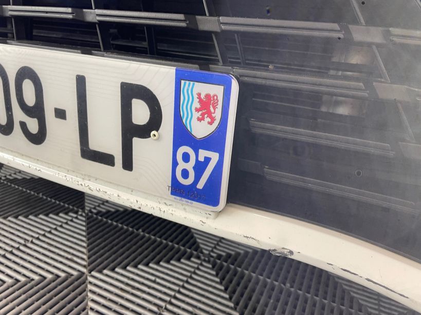 RENAULT MEGANE IV BERLINE 2022 - Photo n°17