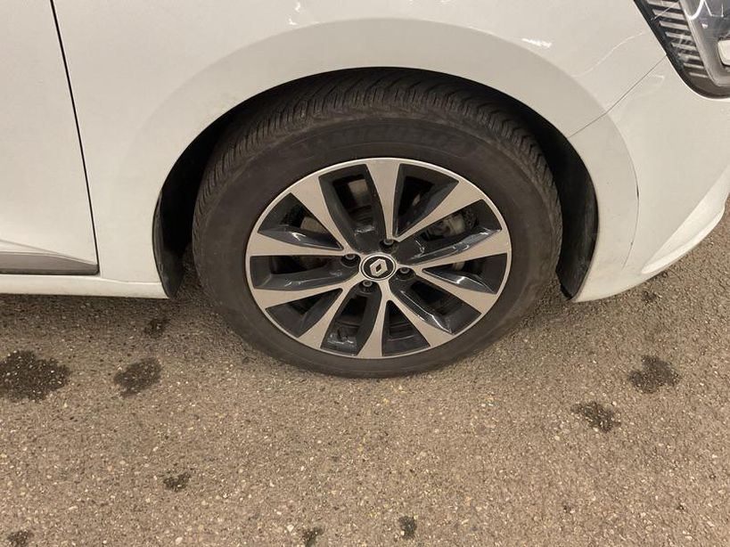 RENAULT CLIO V 2022 - Photo n°1