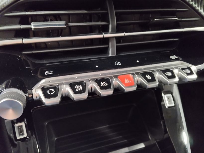 PEUGEOT 208 2025 - Photo n°18