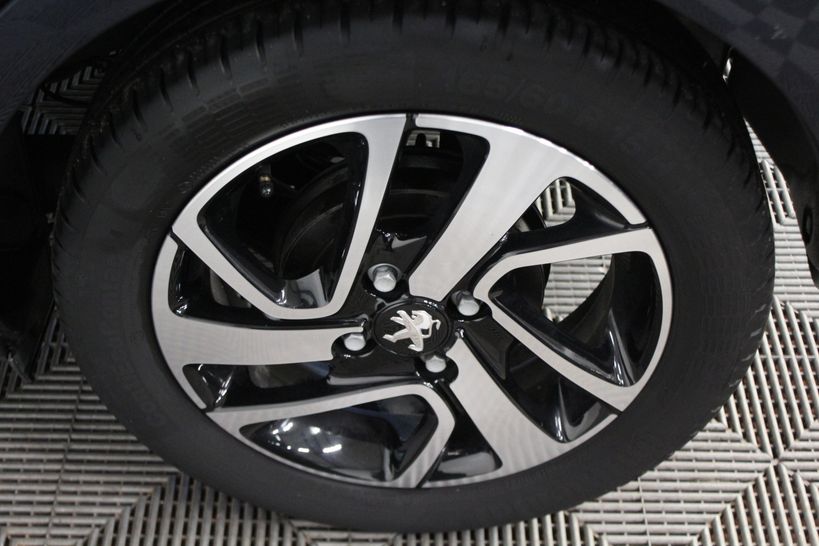 PEUGEOT 108 2017 - Photo n°30