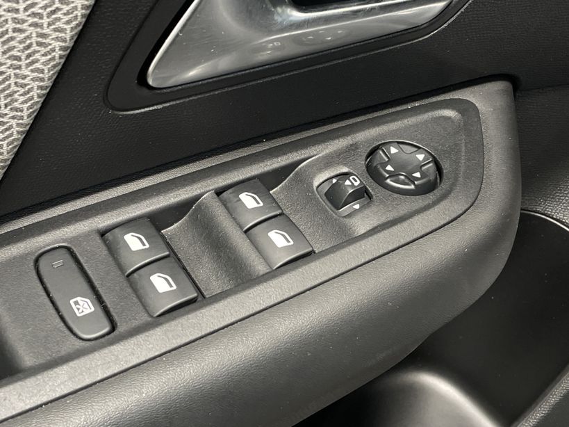 CITROEN C4 X 2023 - Photo n°38