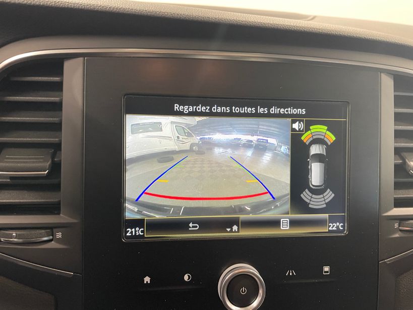 RENAULT MEGANE IV BERLINE BUSINESS 2020 - Photo n°27