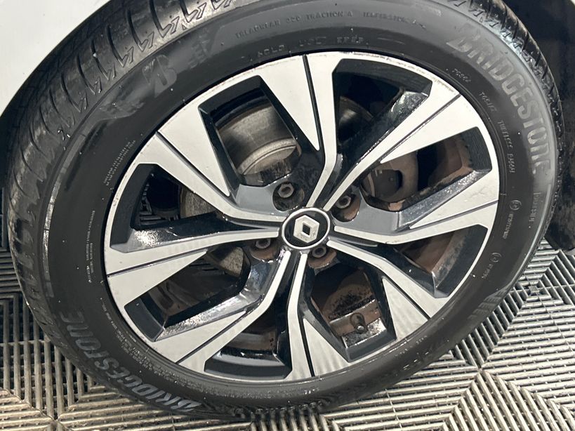 RENAULT CLIO V 2022 - Photo n°4