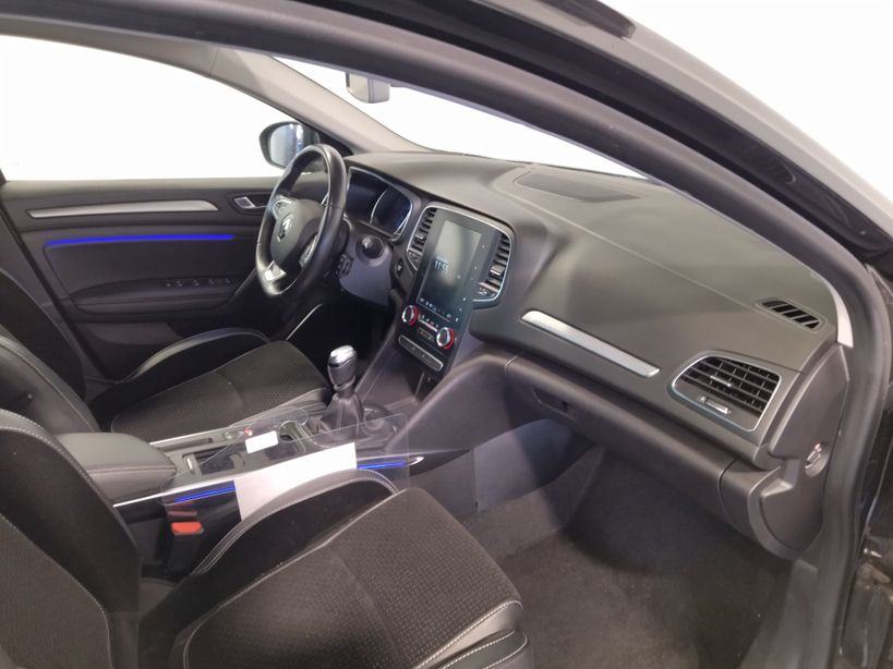 RENAULT MEGANE IV BERLINE 2020 - Photo n°8