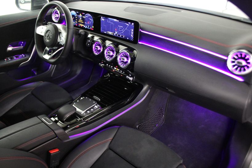 MERCEDES CLA SHOOTING BRAKE 2020 - Photo n°8