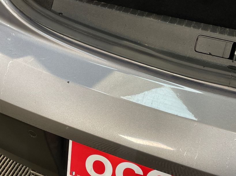 PEUGEOT 208 2023 - Photo n°2