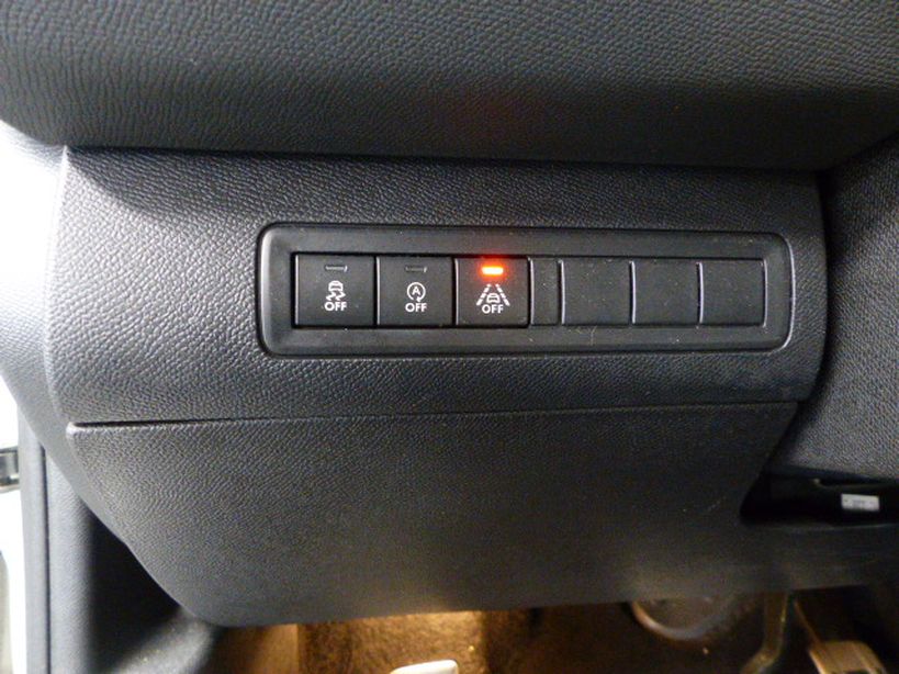 PEUGEOT 308 SW 2020 - Photo n°16