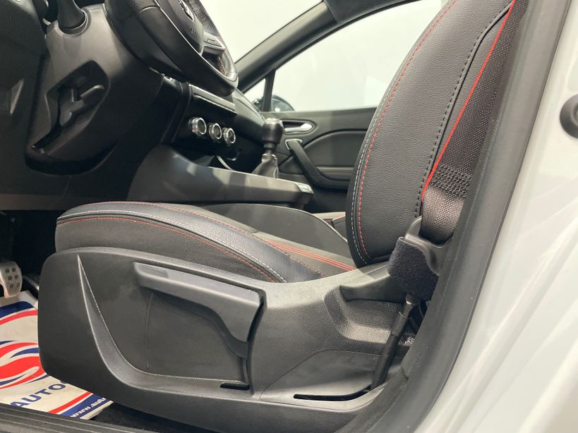 RENAULT CAPTUR 2022 - Photo n°37