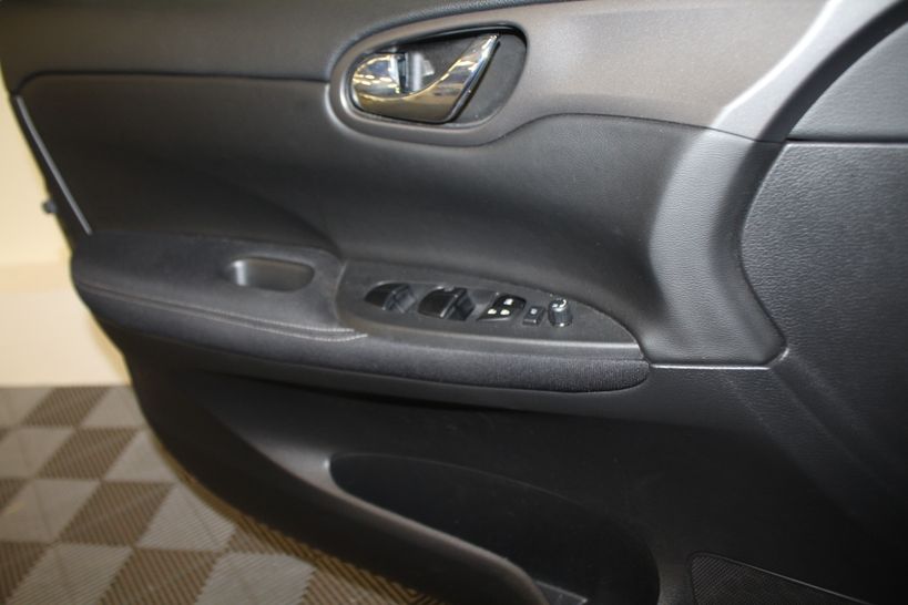 NISSAN PULSAR 2018 - Photo n°22