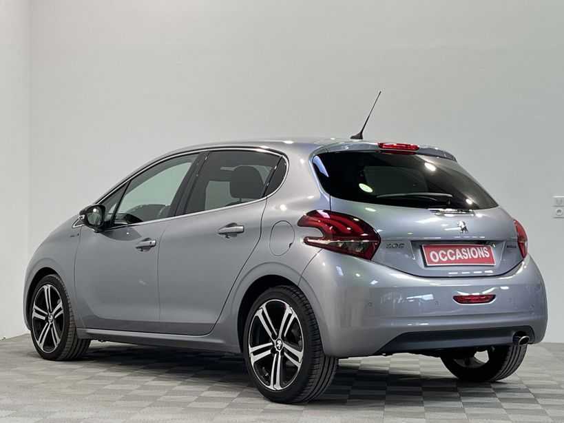 PEUGEOT 208 2019 - Photo n°4