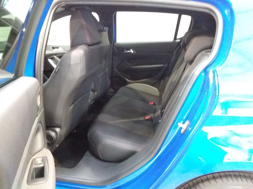 PEUGEOT 308 2021 - Photo n°13
