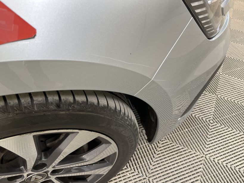 RENAULT MEGANE IV BERLINE 2021 - Photo n°18