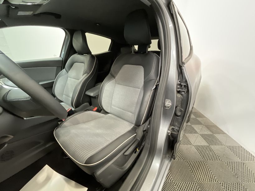 RENAULT CLIO V 2024 - Photo n°9