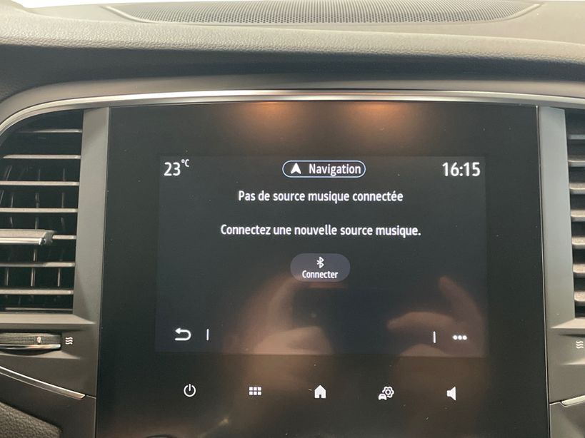 RENAULT MEGANE IV BERLINE 2021 - Photo n°18