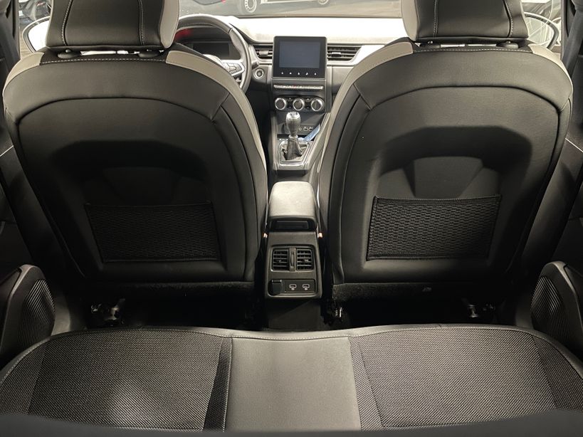 RENAULT CAPTUR 2023 - Photo n°10