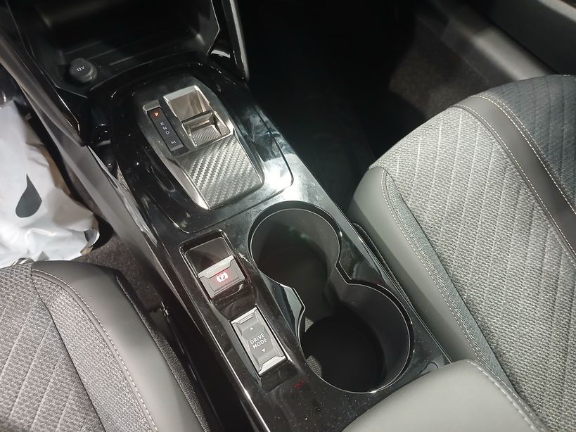 PEUGEOT 208 2025 - Photo n°13