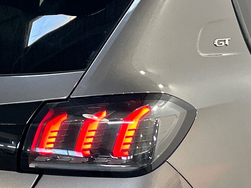 PEUGEOT 208 2023 - Photo n°8