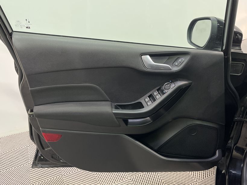FORD FIESTA 2020 - Photo n°31