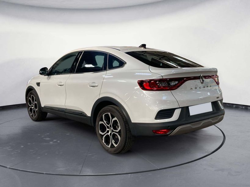 RENAULT ARKANA 2023 - Photo n°5