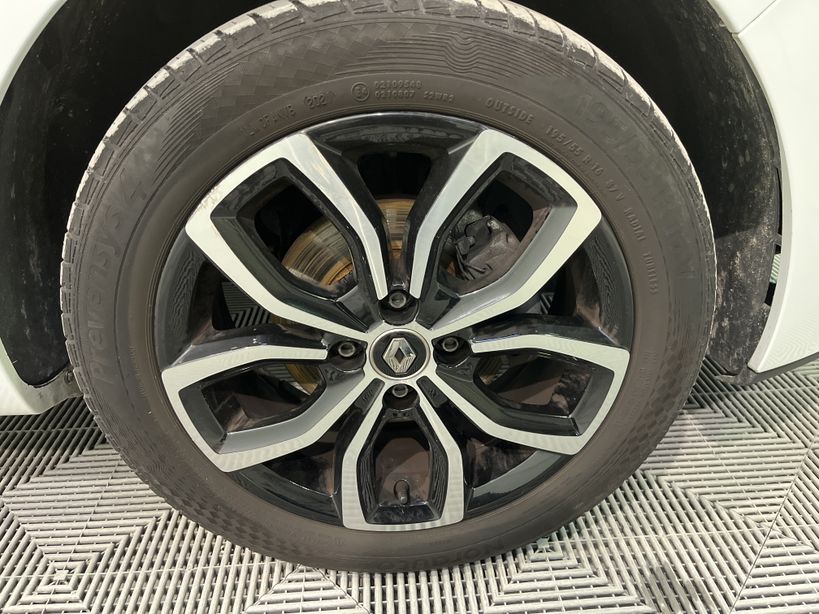 RENAULT CLIO IV 2018 - Photo n°3
