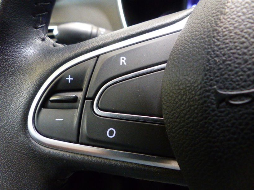 RENAULT MEGANE IV BERLINE BUSINESS 2019 - Photo n°26