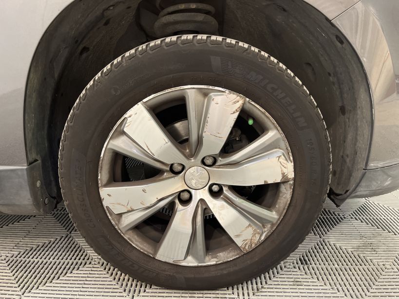 PEUGEOT 2008 2015 - Photo n°6