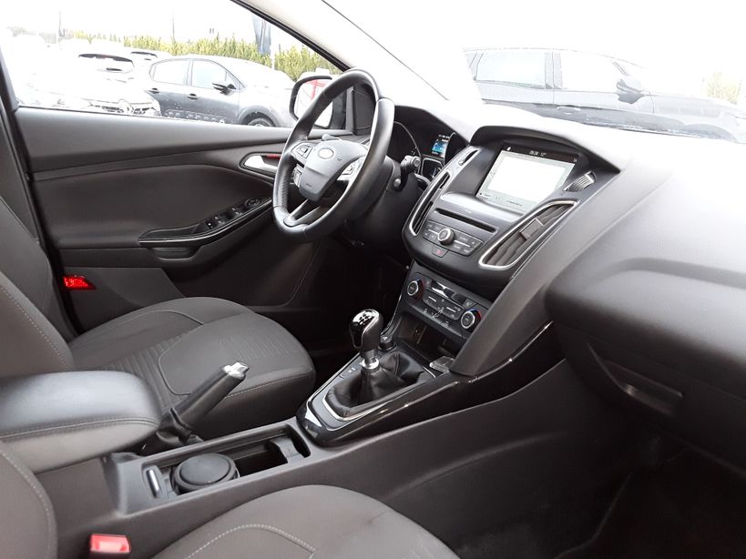 FORD FOCUS 2018 - Photo n°14