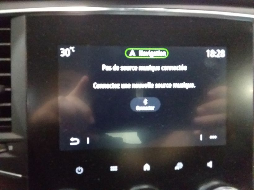 RENAULT MEGANE IV BERLINE 2020 - Photo n°28