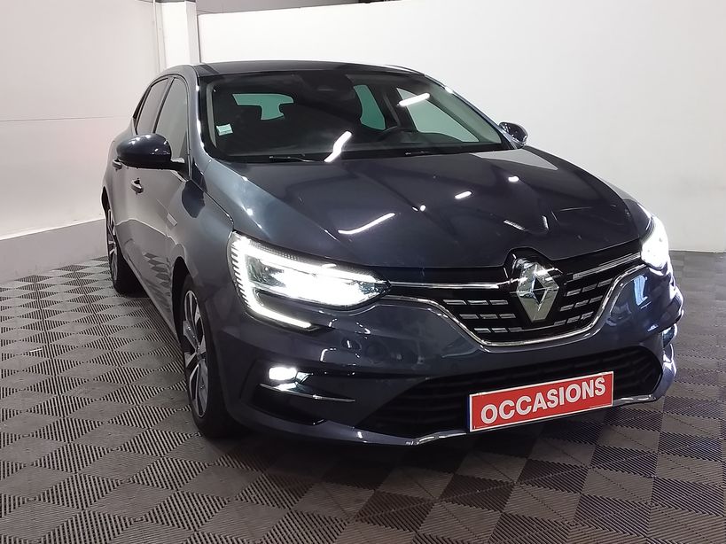 RENAULT MEGANE IV BERLINE 2021 - Photo n°3