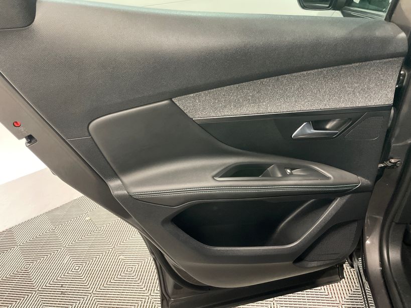 PEUGEOT 3008 2023 - Photo n°26