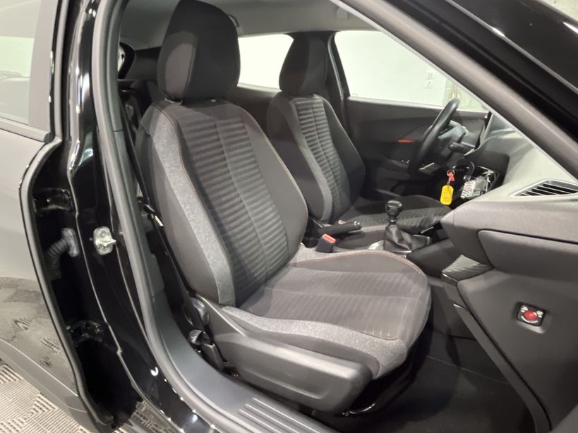 PEUGEOT 2008 BUSINESS 2020 - Photo n°42