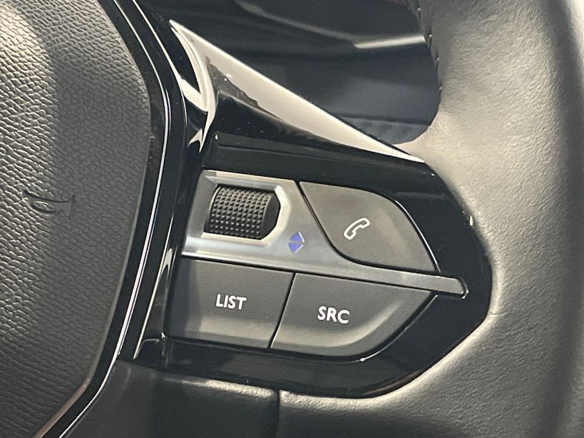 PEUGEOT 208 2023 - Photo n°26