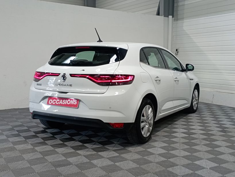 RENAULT MEGANE IV BERLINE 2021 - Photo n°5