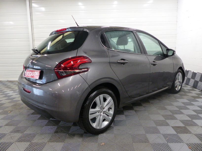 PEUGEOT 208 2019 - Photo n°4