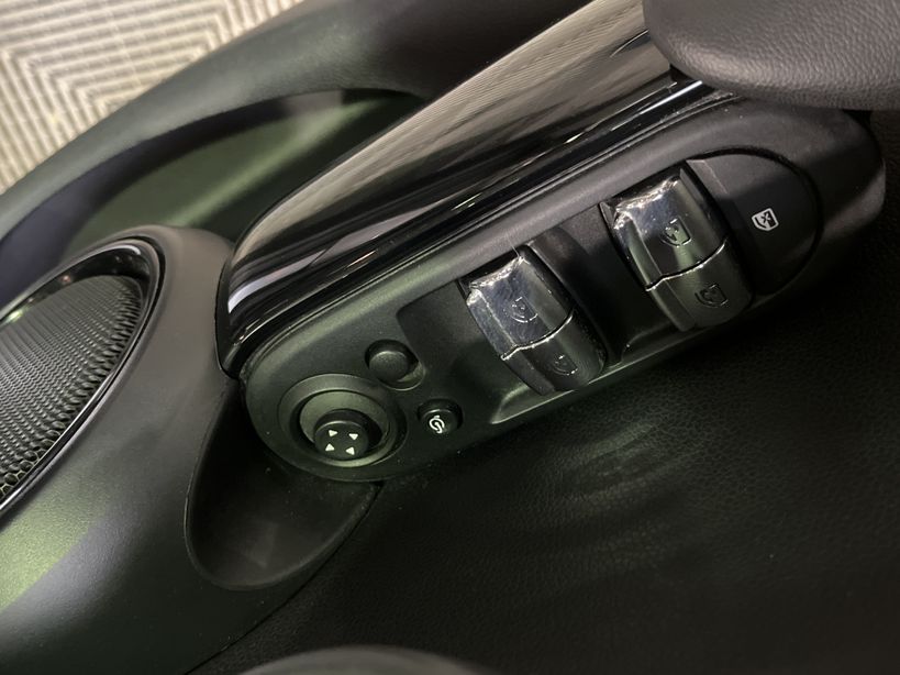 MINI HATCH 5 PORTES F55 LCI 2018 - Photo n°32