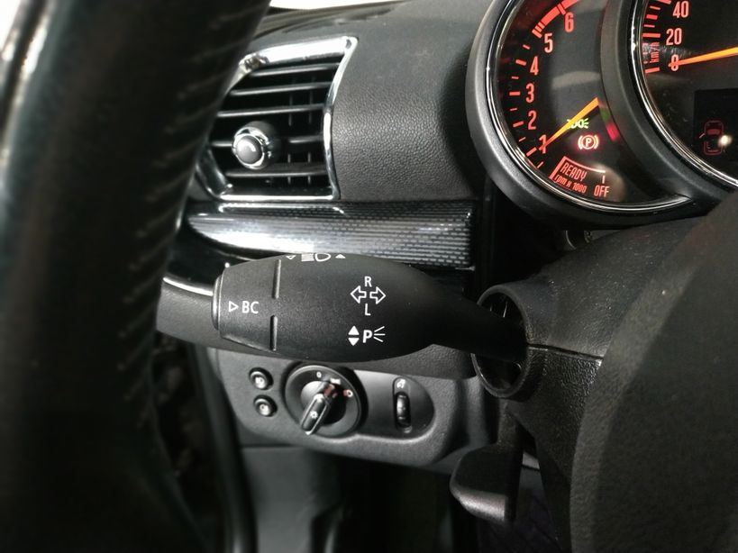 MINI MINI CLUBMAN F54 2017 - Photo n°19