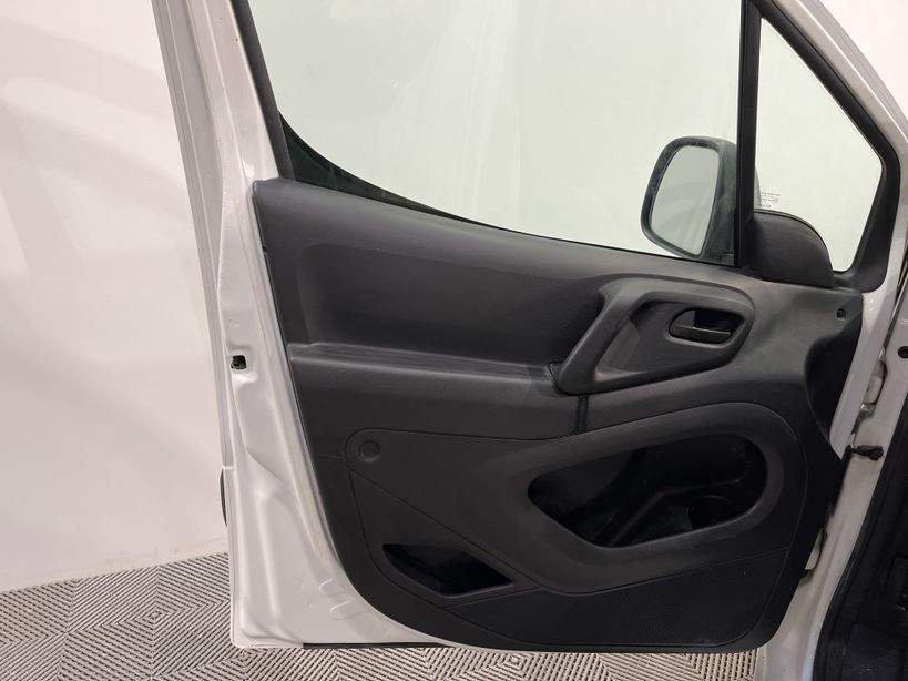 PEUGEOT PARTNER FOURGON 2019 - Photo n°24