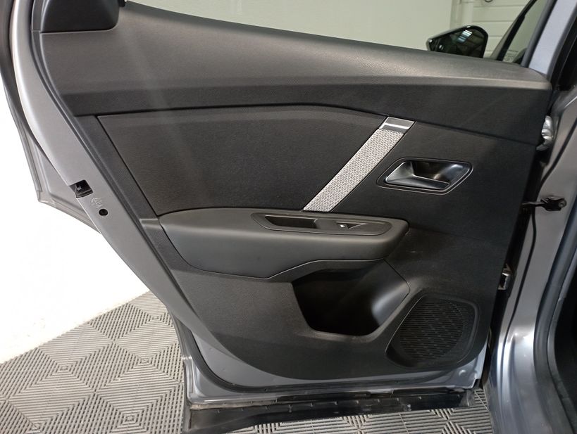 CITROEN C4 X 2023 - Photo n°19