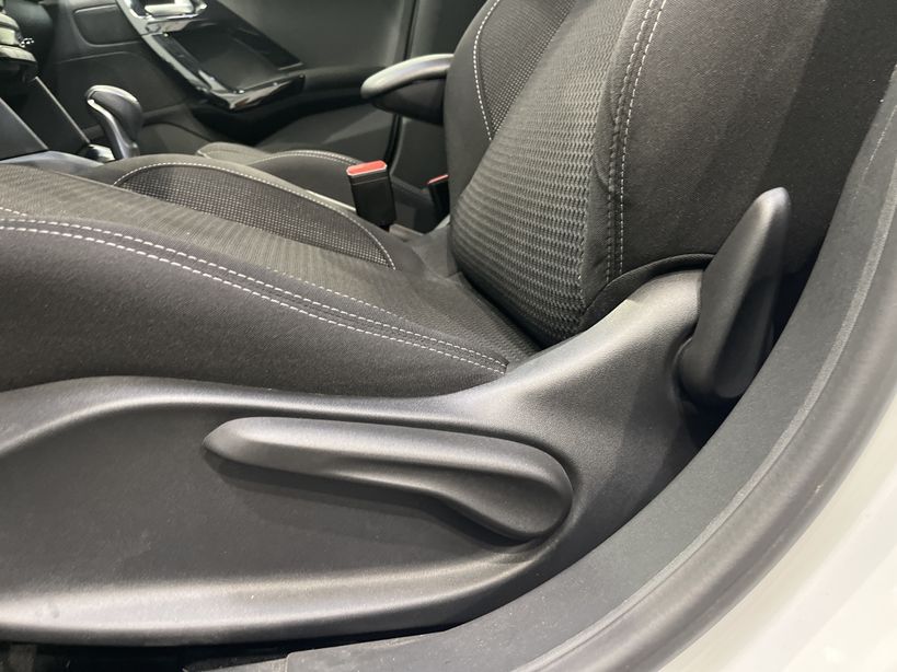 PEUGEOT 208 BUSINESS 2019 - Photo n°33